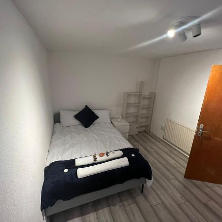 Indulge Hockley Hotel - With Free Front Parking - 10 Min Drive To Birmingham City Centre Bull Ring, Grand Central, Tesco Superstore, Primark & Commonwealth Games Exterior photo