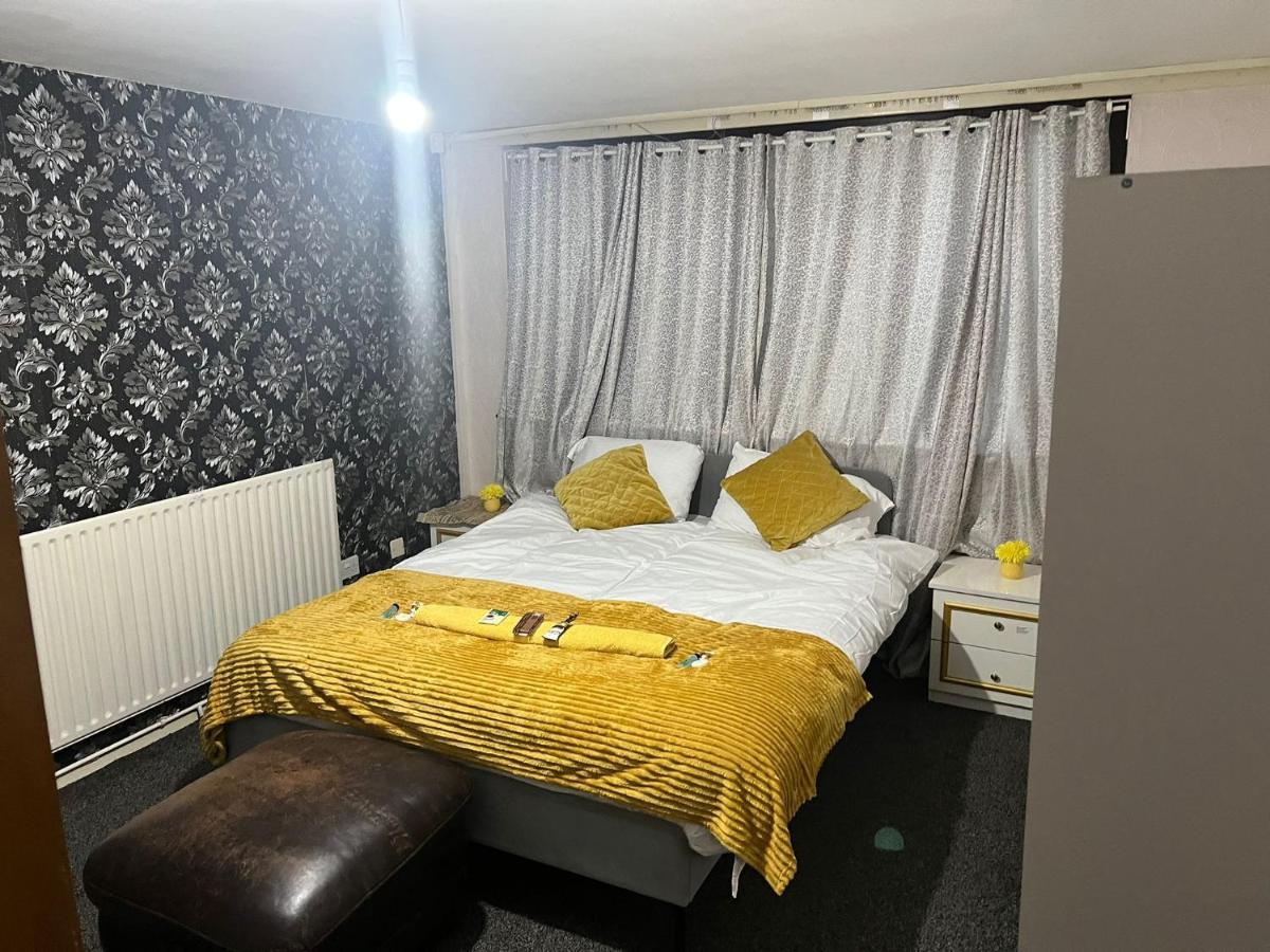 Indulge Hockley Hotel - With Free Front Parking - 10 Min Drive To Birmingham City Centre Bull Ring, Grand Central, Tesco Superstore, Primark & Commonwealth Games Exterior photo